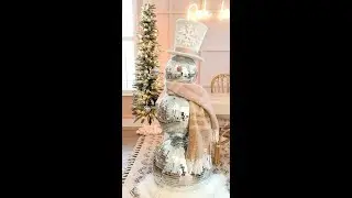SNOWMAN SNOW DAY! FUN!!!💘💘💘 #inthewinter #inthehome #decor #snowman #snowflake #snowday #snow #craft