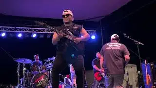 Giovannie & The Hired Guns - I Don't Mind, live @ the Holland Corn Festival, TX 2025
