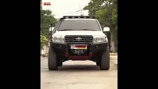 LAND CRUISER 200 SERIES MODIFIED BULL BAR AND HOTBITS SUSPENION
