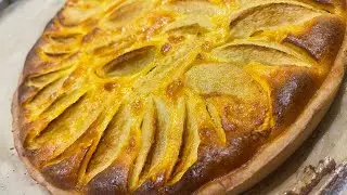 Tart aux pommes Normande