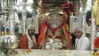 शुक्रवार का विशेष भजन #🌹🙏तूने लाखों की बिगडी बनाई रे#☘️💯जय माता दी# 👌🍎सुनकर अच्छा लगेगा 👍🚩