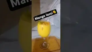 How to make best mango lassi 🥭 #shorts #foodie #mango #summerdrink