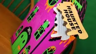 Haunted House: Halloween Lush Kitchen Exclusive