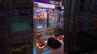 Toy Invaders Mini E-Claw Machine #shortsvideo #trend#clawmachine#arcadeplay#shortsvideo