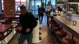 Serviceroboter in der Gastronomie: BellaBot live im Aposto Münster | Autorobotics