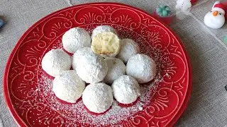 Holiday Snowball Cookies /Super Easy and Delicious / Kids Favorite Christmas Cookie