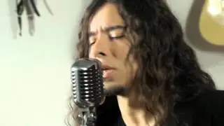 Never Tear Us Apart (INXS) - Victor Wichmann