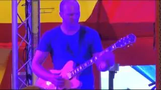 Lucy Rose - 'Middle of the Bed' live at Truck 2012
