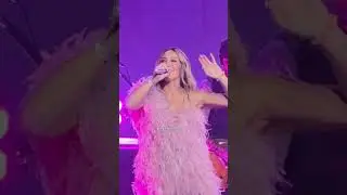 HILARY DUFF WHAT DREAMS ARE MADE OF LIVE 1.29.26 #HilaryDuff #LizzieMcGuire #SmallRoomsBigNerves 