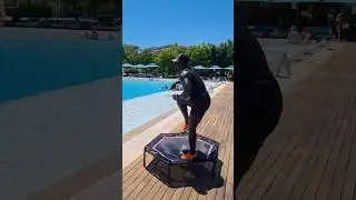 Aqua jumping workout routine summer pool exercises #poolworkout