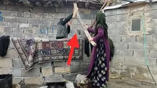 Saleh's support for coming to the village and Khadija's troubles for him