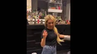 Rutina working flair (bartender)
