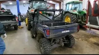 На ферме осмотр John Deere 9770 STS
