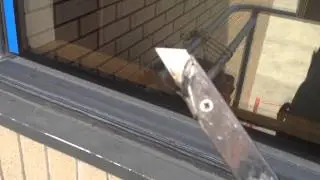 Wet glazing/ caulking