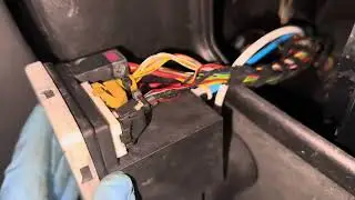 Audi A3 1996-2003: не работают центральный замок и стеклоподъемники. Расположение модуля централь...