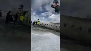 Toronto plane crash #hottrending #powerrangers #funnytrynottolaughchallange  #latepost #paddynews