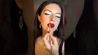 #makeup #makeupshorts #makeuptutorial #makeupartist #eyemakeupoftheday #beauty #visage