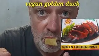 I bought vegan golden duck. I had to try this weird s**t.