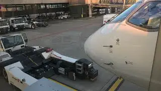 Пересечение Альп на A220-300 в формате 4K &bull; Вид из кабины (с комментариями)