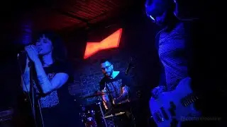 Intimate Stranger - Dust (Bar Loreto, Julio 2017)