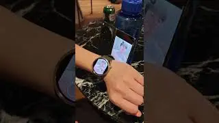 How to control your phone camera using your smartwatch #onepluswatch3 #oneplus #smartwatch