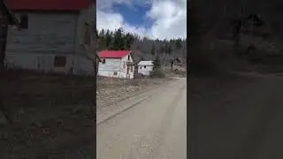 ABANDONED GHOST TOWN, BRADIAN, BRITISH COLUMBIA