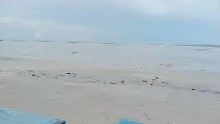 Main Pasir di Pantai #maindipantai  #pantai #beach #pantaibangka #pantaiindonesia #shorts #fyp #fun