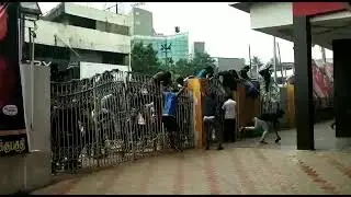 thala fans crowd for tickets booking viswasam