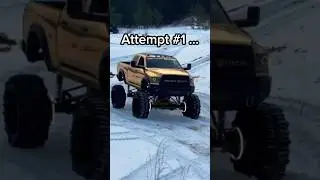 HUGE LIFTED TRUCK ATTEMPTS &ldquo;impossible&rdquo; HILLCLIMB IN SNOW&hellip; 😳🥶 #liftedtrucks #shorts