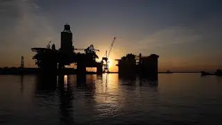 Main body of China's self-built semi-submersible oil-storage platform completed