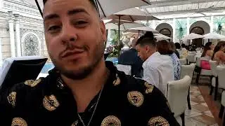 Dinning at the Gianni's Versace Mansion, Miami (April 2022)