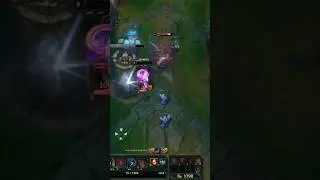 Why You Should NEVER Use Attack Move-Click In League Of Legends #shorts #leagueoflegends