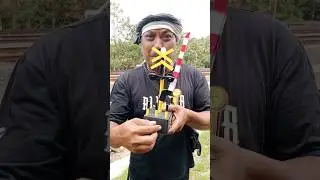 Эти мужчины играют с железнодорожным ограждением #железнодорожноеограждение