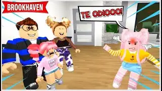 ODIO A MI HERMANA ADOPTADA! 😤 Roblox Brookhaven rp Mini Película (Historias en español con Voces)