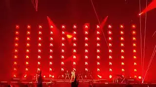 Annalisa - Interlude + Nuda live al Mediolanum Forum 04/11/2023 [4K]