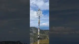 Un varf care m-a impresionat prin asa priveliste!