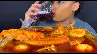 ASMR EATING 먹방 Deshelled Seafood Boil King Crab Bloves Sauce Seafood ASMR Mukbang 먹방 Eating Show