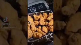 i fry chicken hard the 1st time ZAMSSOUL FOLLOW ME ON IG 🥰❤️ APPRECIATE THE SUPPORT
