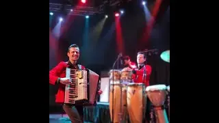 Accordion Player In Los Angeles