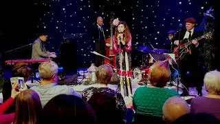 Santa Claus Is Comin' to Town - Angelina Jordan