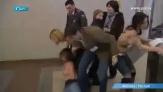 Движения голых Femen Выборы 2012