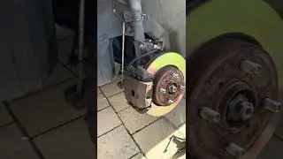 How to replace suzuki swift brake pads?