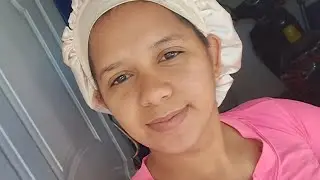 Estephany  Vlog y Más  está en vivo Charlita con una joven cristiana feliz Domingo.