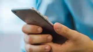City leaders consider phone ban during meetings in Avondale Estates