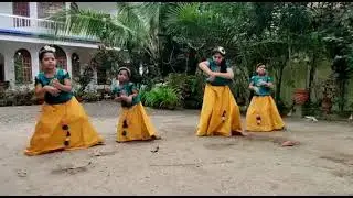 Onam Pattil Thalum thullum/ Kids Onam dance