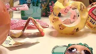 Lol surprise unboxing Lil Cosmic queen