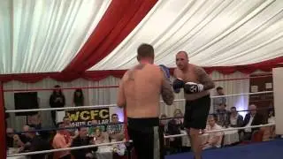 White Collar Fight Club - Billy Ritchie v Rob Best