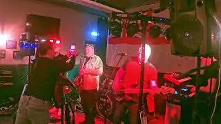 Skunk Funk - Pickup the Pieces
