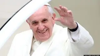 Pope Francis Lectures Rich and Powerful at Davos