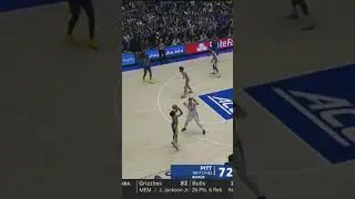 Pitt Men's Basketball | Jaland Lowe ices the win over Duke with a HUGE three!